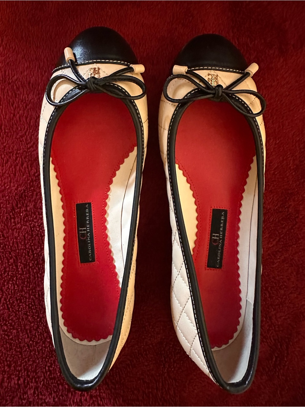 Carolina Herrera Cream Quilted Ballet Flats with Black Cap Toe and Bow